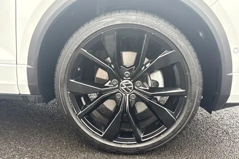 MV75UNX Volkswagen T-Roc 1.5 TSI Black Edition 5dr DSG **19' MISANO ALLOYS + REAR VIEW CAMERA** Thumbnail #12
