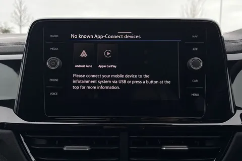 MV75UNX Volkswagen T-Roc 1.5 TSI Black Edition 5dr DSG **19' MISANO ALLOYS + REAR VIEW CAMERA** Thumbnail #42