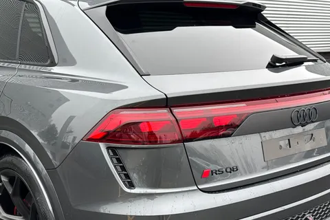  Audi RS Q8 4.0 TFSI V8 Performance Carbon Vorsprung Tiptronic quattro Euro 6 (s/s) 5dr Thumbnail #8