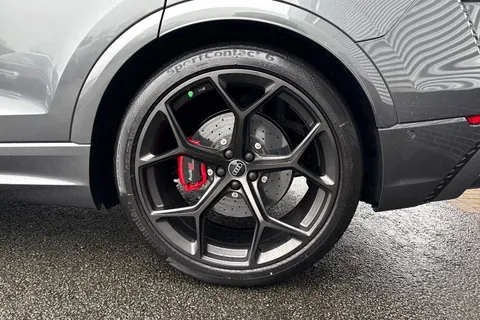  Audi RS Q8 4.0 TFSI V8 Performance Carbon Vorsprung Tiptronic quattro Euro 6 (s/s) 5dr Thumbnail #13