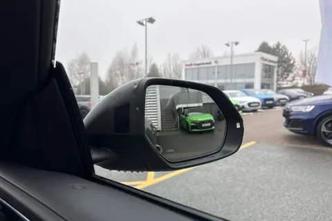  Audi RS Q8 4.0 TFSI V8 Performance Carbon Vorsprung Tiptronic quattro Euro 6 (s/s) 5dr Thumbnail #21