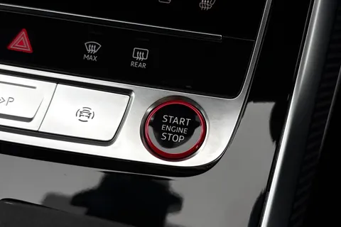  Audi RS Q8 4.0 TFSI V8 Performance Carbon Vorsprung Tiptronic quattro Euro 6 (s/s) 5dr Thumbnail #46