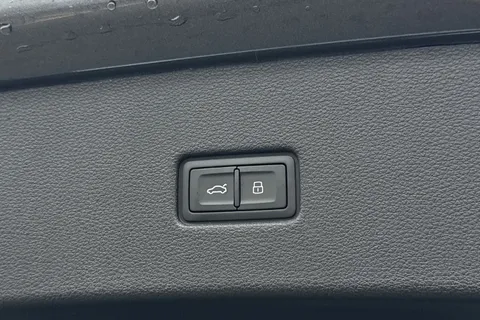  Audi RS Q8 4.0 TFSI V8 Performance Carbon Vorsprung Tiptronic quattro Euro 6 (s/s) 5dr Thumbnail #59