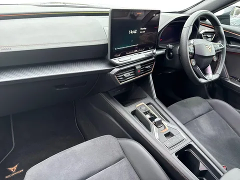 MF75LVB CUPRA Formentor 1.5 eTSI 150 V2 5dr DSG **VAT QUALIFYING** Thumbnail #9