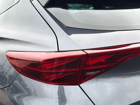 MF75LVB CUPRA Formentor 1.5 eTSI 150 V2 5dr DSG **VAT QUALIFYING** Thumbnail #16