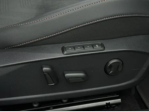 MF75LVB CUPRA Formentor 1.5 eTSI 150 V2 5dr DSG **VAT QUALIFYING** Thumbnail #35