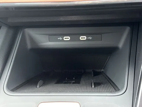 MF75LVB CUPRA Formentor 1.5 eTSI 150 V2 5dr DSG **VAT QUALIFYING** Thumbnail #39