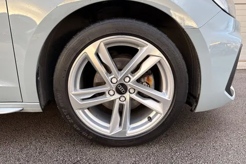 BV72PZT Audi A1 1.0 TFSI 30 S line Sportback S Tronic Euro 6 (s/s) 5dr Thumbnail #12