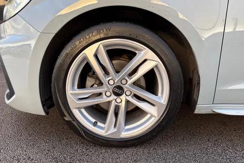 BV72PZT Audi A1 1.0 TFSI 30 S line Sportback S Tronic Euro 6 (s/s) 5dr Thumbnail #13