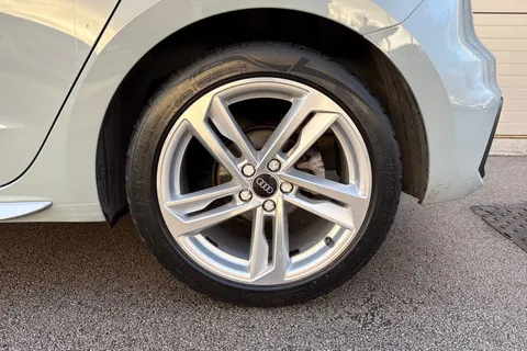 BV72PZT Audi A1 1.0 TFSI 30 S line Sportback S Tronic Euro 6 (s/s) 5dr Thumbnail #14