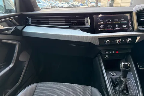 BV72PZT Audi A1 1.0 TFSI 30 S line Sportback S Tronic Euro 6 (s/s) 5dr Thumbnail #21