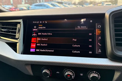 BV72PZT Audi A1 1.0 TFSI 30 S line Sportback S Tronic Euro 6 (s/s) 5dr Thumbnail #46