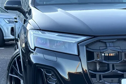  Audi Q7 3.0 TDI V6 Black Edition Tiptronic quattro Euro 6 (s/s) 5dr Thumbnail #9