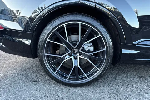  Audi Q7 3.0 TDI V6 Black Edition Tiptronic quattro Euro 6 (s/s) 5dr Thumbnail #13