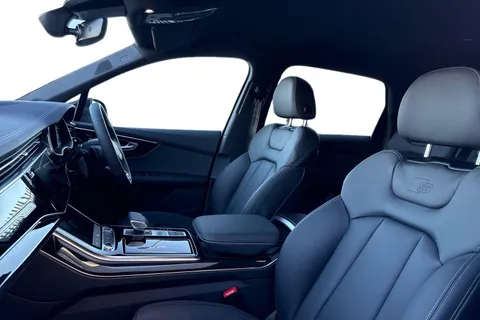  Audi Q7 3.0 TDI V6 Black Edition Tiptronic quattro Euro 6 (s/s) 5dr Thumbnail #16