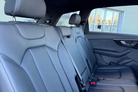  Audi Q7 3.0 TDI V6 Black Edition Tiptronic quattro Euro 6 (s/s) 5dr Thumbnail #19