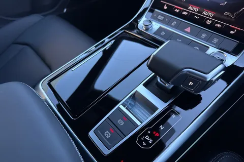  Audi Q7 3.0 TDI V6 Black Edition Tiptronic quattro Euro 6 (s/s) 5dr Thumbnail #23