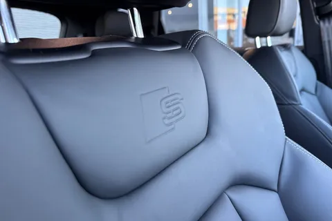  Audi Q7 3.0 TDI V6 Black Edition Tiptronic quattro Euro 6 (s/s) 5dr Thumbnail #45