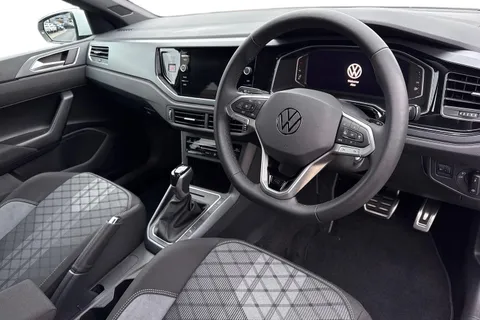 MA75ZRJ Volkswagen Polo 1.0 TSI 115 R-Line 5dr DSG **HEATED FRONT SEATS** Thumbnail #15