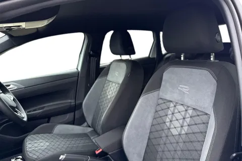 MA75ZRJ Volkswagen Polo 1.0 TSI 115 R-Line 5dr DSG **HEATED FRONT SEATS** Thumbnail #17