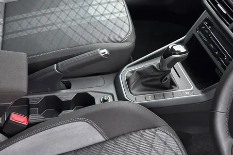 MA75ZRJ Volkswagen Polo 1.0 TSI 115 R-Line 5dr DSG **HEATED FRONT SEATS** Thumbnail #24