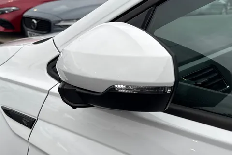 MA75ZRJ Volkswagen Polo 1.0 TSI 115 R-Line 5dr DSG **HEATED FRONT SEATS** Thumbnail #28