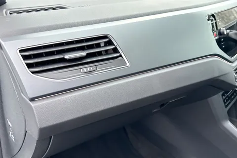 MA75ZRJ Volkswagen Polo 1.0 TSI 115 R-Line 5dr DSG **HEATED FRONT SEATS** Thumbnail #31