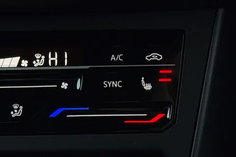 MA75ZRJ Volkswagen Polo 1.0 TSI 115 R-Line 5dr DSG **HEATED FRONT SEATS** Thumbnail #41