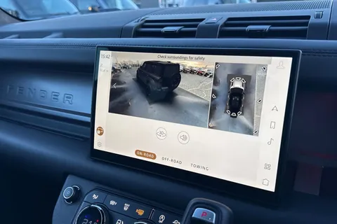 DT25YUW Land Rover Defender 110 4.4 P635 OCTA 5dr Thumbnail #14