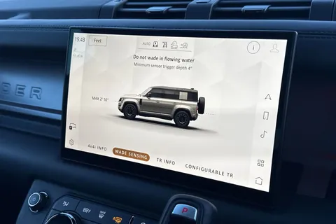 DT25YUW Land Rover Defender 110 4.4 P635 OCTA 5dr Thumbnail #43