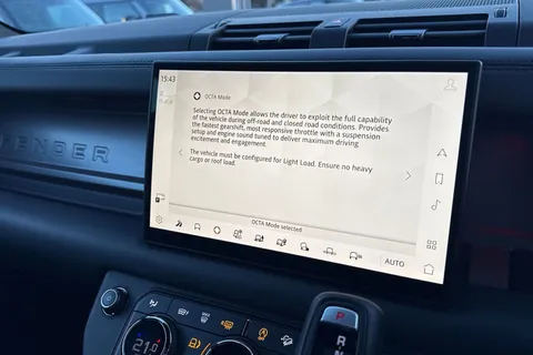 DT25YUW Land Rover Defender 110 4.4 P635 OCTA 5dr Thumbnail #44