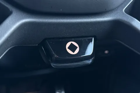 DT25YUW Land Rover Defender 110 4.4 P635 OCTA 5dr Thumbnail #45