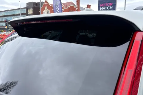 KW21LVF Volvo Xc90 2.0 B5 MHEV R-Design Pro Auto 4WD Euro 6 (s/s) 5dr Thumbnail #34