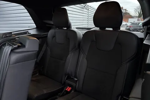 KW21LVF Volvo Xc90 2.0 B5 MHEV R-Design Pro Auto 4WD Euro 6 (s/s) 5dr Thumbnail #40