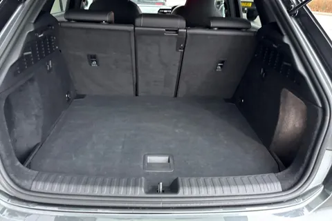 PJ70VCC Audi A3 2.0 TDI 30 S line Sportback Euro 6 (s/s) 5dr Thumbnail #7