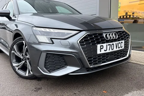 PJ70VCC Audi A3 2.0 TDI 30 S line Sportback Euro 6 (s/s) 5dr Thumbnail #9