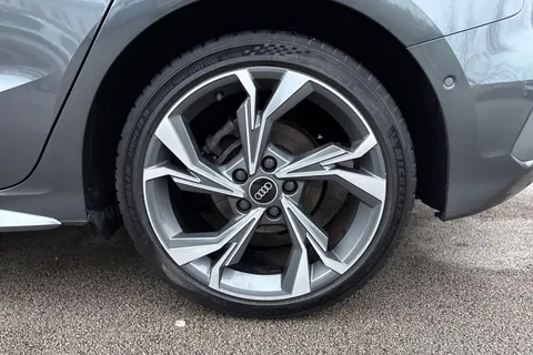 PJ70VCC Audi A3 2.0 TDI 30 S line Sportback Euro 6 (s/s) 5dr Thumbnail #13