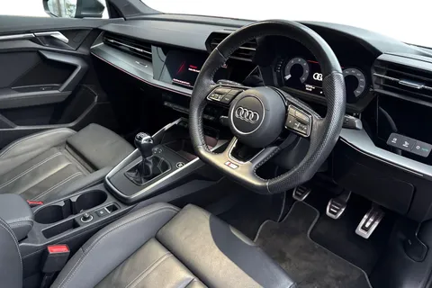 PJ70VCC Audi A3 2.0 TDI 30 S line Sportback Euro 6 (s/s) 5dr Thumbnail #14