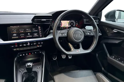 PJ70VCC Audi A3 2.0 TDI 30 S line Sportback Euro 6 (s/s) 5dr Thumbnail #18