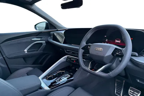  Audi Q5 2.0 TFSI Edition 1 S Tronic quattro Euro 6 (s/s) 5dr Thumbnail #14