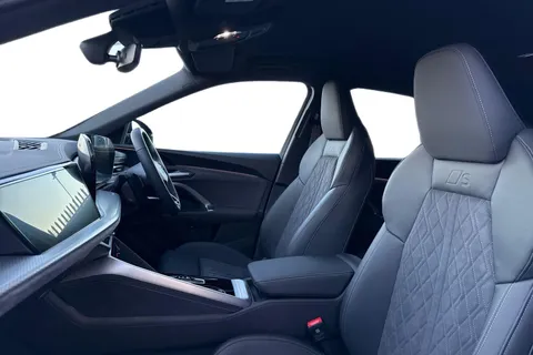  Audi Q5 2.0 TFSI Edition 1 S Tronic quattro Euro 6 (s/s) 5dr Thumbnail #16