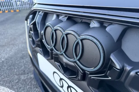  Audi Q5 2.0 TFSI Edition 1 S Tronic quattro Euro 6 (s/s) 5dr Thumbnail #25