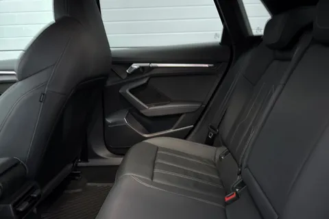 PJ70VCC Audi A3 2.0 TDI 30 S line Sportback Euro 6 (s/s) 5dr Thumbnail #35