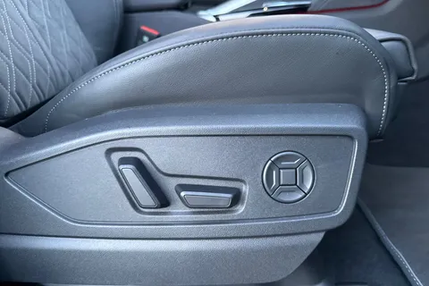  Audi Q5 2.0 TFSI Edition 1 S Tronic quattro Euro 6 (s/s) 5dr Thumbnail #45