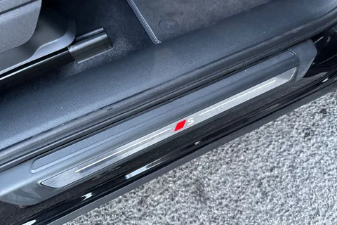  Audi Q5 2.0 TFSI Edition 1 S Tronic quattro Euro 6 (s/s) 5dr Thumbnail #46