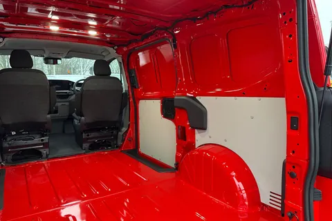 BT75CKX Volkswagen Transporter 2.0 TDI 150 Commerce Pro Van Auto-Tailgate Thumbnail #29