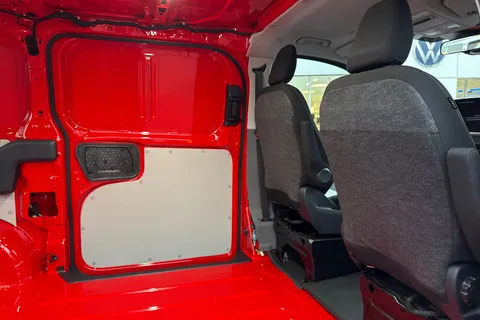 BT75CKX Volkswagen Transporter 2.0 TDI 150 Commerce Pro Van Auto-Tailgate Thumbnail #34