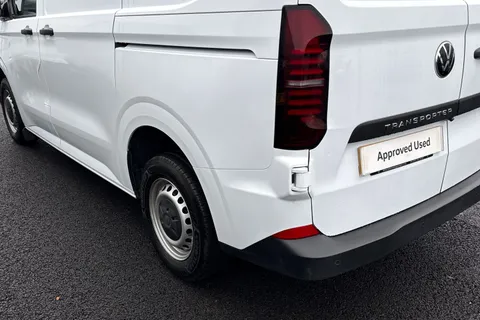 MF25HYT Volkswagen Transporter 2.0 TDI 110 Commerce Plus Van Thumbnail #16