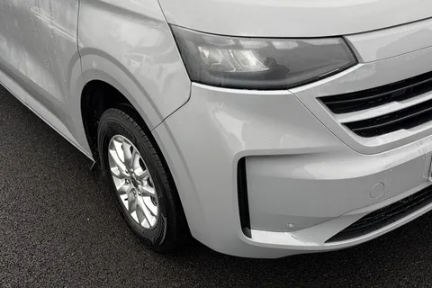 MF75FEO Volkswagen Transporter 2.0 TDI 110 Commerce Pro Van Thumbnail #17