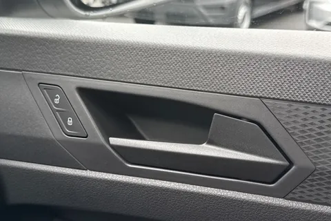 HG74NXA Volkswagen Caddy 2.0 TDI 102PS Commerce Pro Van [Tech Pack] Thumbnail #18